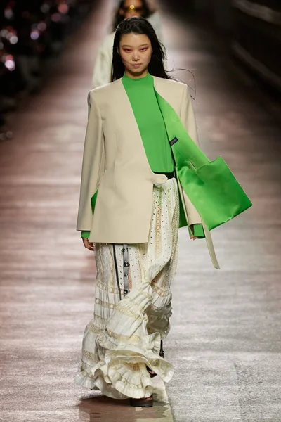 Look 40